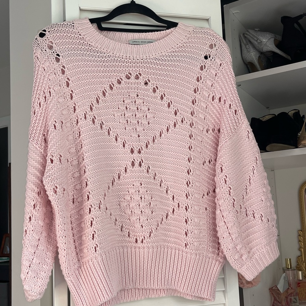Baby pink cashmere knit sweater